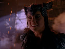 extant_XenaWarriorPrincess_6x08-TheRing_0658
