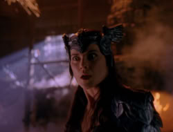 extant_XenaWarriorPrincess_6x08-TheRing_0698