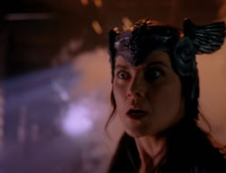 extant_XenaWarriorPrincess_6x08-TheRing_0699