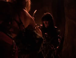 extant_XenaWarriorPrincess_6x08-TheRing_1558