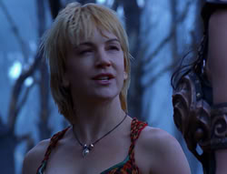 extant_XenaWarriorPrincess_6x08-TheRing_1856