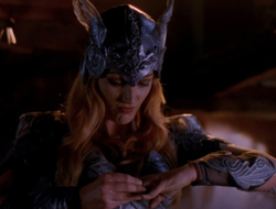 extant_XenaWarriorPrincess_6x09-ReturnOfTheValkyrie_0022