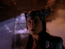 extant_XenaWarriorPrincess_6x09-ReturnOfTheValkyrie_0024