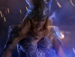 extant_XenaWarriorPrincess_6x09-ReturnOfTheValkyrie_0025