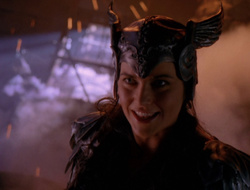 extant_XenaWarriorPrincess_6x09-ReturnOfTheValkyrie_0028
