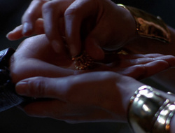 extant_XenaWarriorPrincess_6x09-ReturnOfTheValkyrie_0095