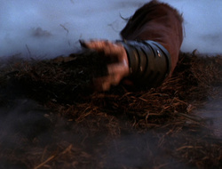 extant_XenaWarriorPrincess_6x09-ReturnOfTheValkyrie_0311