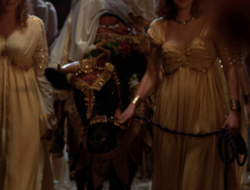 extant_XenaWarriorPrincess_6x09-ReturnOfTheValkyrie_0507