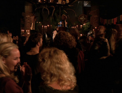 extant_XenaWarriorPrincess_6x09-ReturnOfTheValkyrie_0733