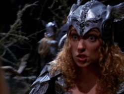 extant_XenaWarriorPrincess_6x09-ReturnOfTheValkyrie_0835