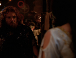 extant_XenaWarriorPrincess_6x09-ReturnOfTheValkyrie_0972