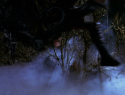 extant_XenaWarriorPrincess_6x09-ReturnOfTheValkyrie_3096