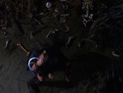 extant_XenaWarriorPrincess_6x09-ReturnOfTheValkyrie_3163