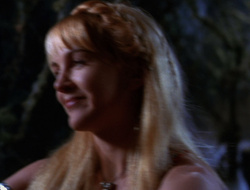 extant_XenaWarriorPrincess_6x09-ReturnOfTheValkyrie_3380