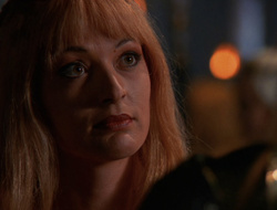 extant_XenaWarriorPrincess_6x09-ReturnOfTheValkyrie_3662