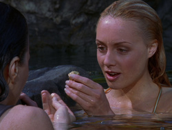extant_XenaWarriorPrincess_6x09-ReturnOfTheValkyrie_3747