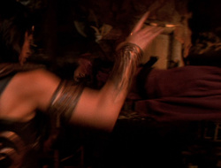 extant_XenaWarriorPrincess_6x10-OldAresHadAFarm_0206