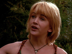 extant_XenaWarriorPrincess_6x10-OldAresHadAFarm_0406