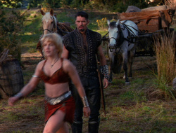 extant_XenaWarriorPrincess_6x10-OldAresHadAFarm_0568