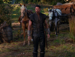extant_XenaWarriorPrincess_6x10-OldAresHadAFarm_0569