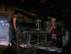 extant_XenaWarriorPrincess_6x10-OldAresHadAFarm_0658