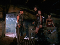 extant_XenaWarriorPrincess_6x10-OldAresHadAFarm_0667