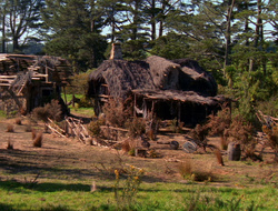 extant_XenaWarriorPrincess_6x10-OldAresHadAFarm_0794
