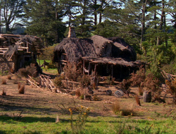 extant_XenaWarriorPrincess_6x10-OldAresHadAFarm_0796
