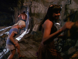 extant_XenaWarriorPrincess_6x10-OldAresHadAFarm_0914