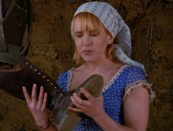 extant_XenaWarriorPrincess_6x10-OldAresHadAFarm_0938