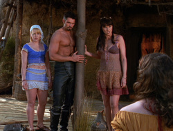 extant_XenaWarriorPrincess_6x10-OldAresHadAFarm_0969