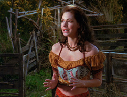extant_XenaWarriorPrincess_6x10-OldAresHadAFarm_0982