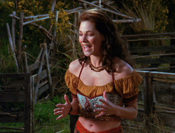 extant_XenaWarriorPrincess_6x10-OldAresHadAFarm_0986