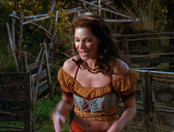 extant_XenaWarriorPrincess_6x10-OldAresHadAFarm_0987