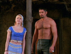extant_XenaWarriorPrincess_6x10-OldAresHadAFarm_1068