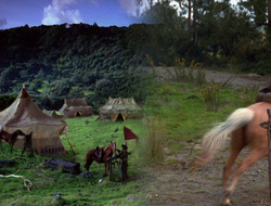 extant_XenaWarriorPrincess_6x10-OldAresHadAFarm_1082
