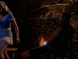 extant_XenaWarriorPrincess_6x10-OldAresHadAFarm_1473