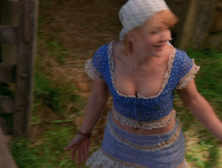 extant_XenaWarriorPrincess_6x10-OldAresHadAFarm_1685