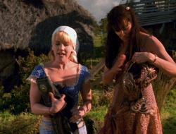 extant_XenaWarriorPrincess_6x10-OldAresHadAFarm_1825