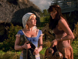 extant_XenaWarriorPrincess_6x10-OldAresHadAFarm_1836