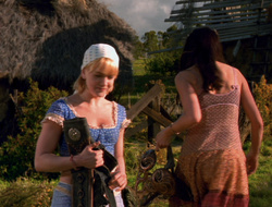 extant_XenaWarriorPrincess_6x10-OldAresHadAFarm_1837