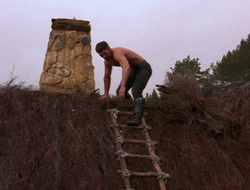 extant_XenaWarriorPrincess_6x10-OldAresHadAFarm_1875