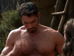 extant_XenaWarriorPrincess_6x10-OldAresHadAFarm_2043