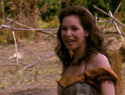 extant_XenaWarriorPrincess_6x10-OldAresHadAFarm_2051