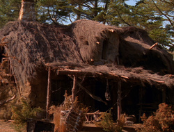extant_XenaWarriorPrincess_6x10-OldAresHadAFarm_2105