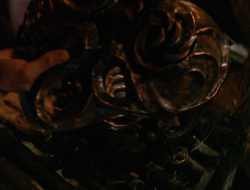 extant_XenaWarriorPrincess_6x10-OldAresHadAFarm_2504