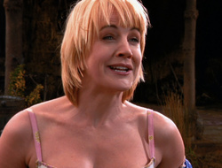 extant_XenaWarriorPrincess_6x10-OldAresHadAFarm_2678