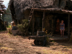 extant_XenaWarriorPrincess_6x10-OldAresHadAFarm_2909
