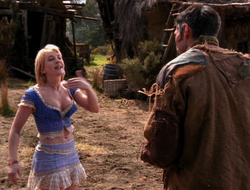 extant_XenaWarriorPrincess_6x10-OldAresHadAFarm_2938