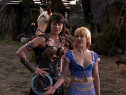 extant_XenaWarriorPrincess_6x10-OldAresHadAFarm_3007
